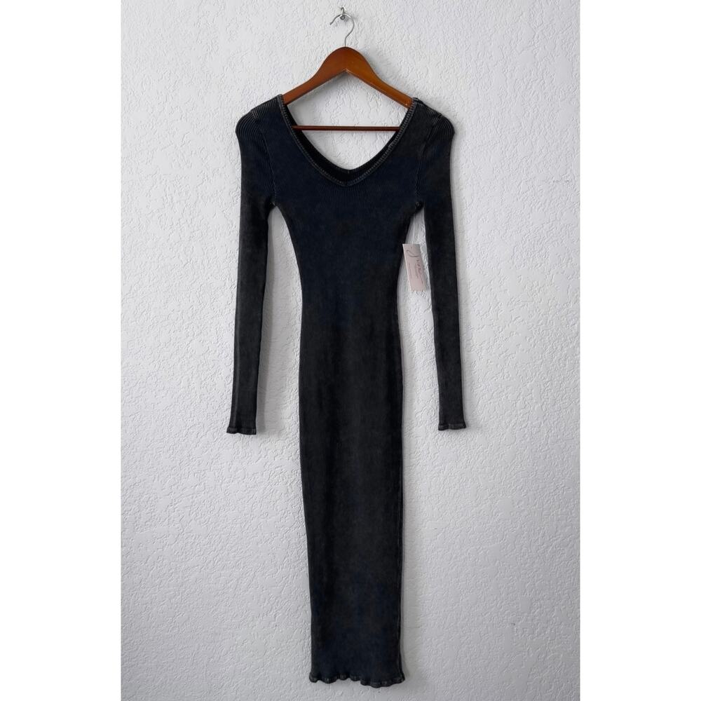 junie clothing blue long sleeve fitted ribbed maxi dress size small